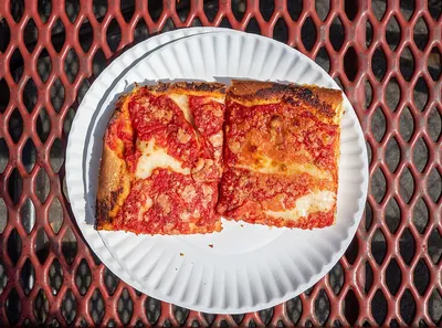 Chef's Pizza