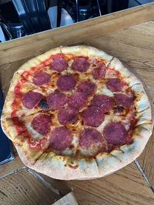 Pizza Salami